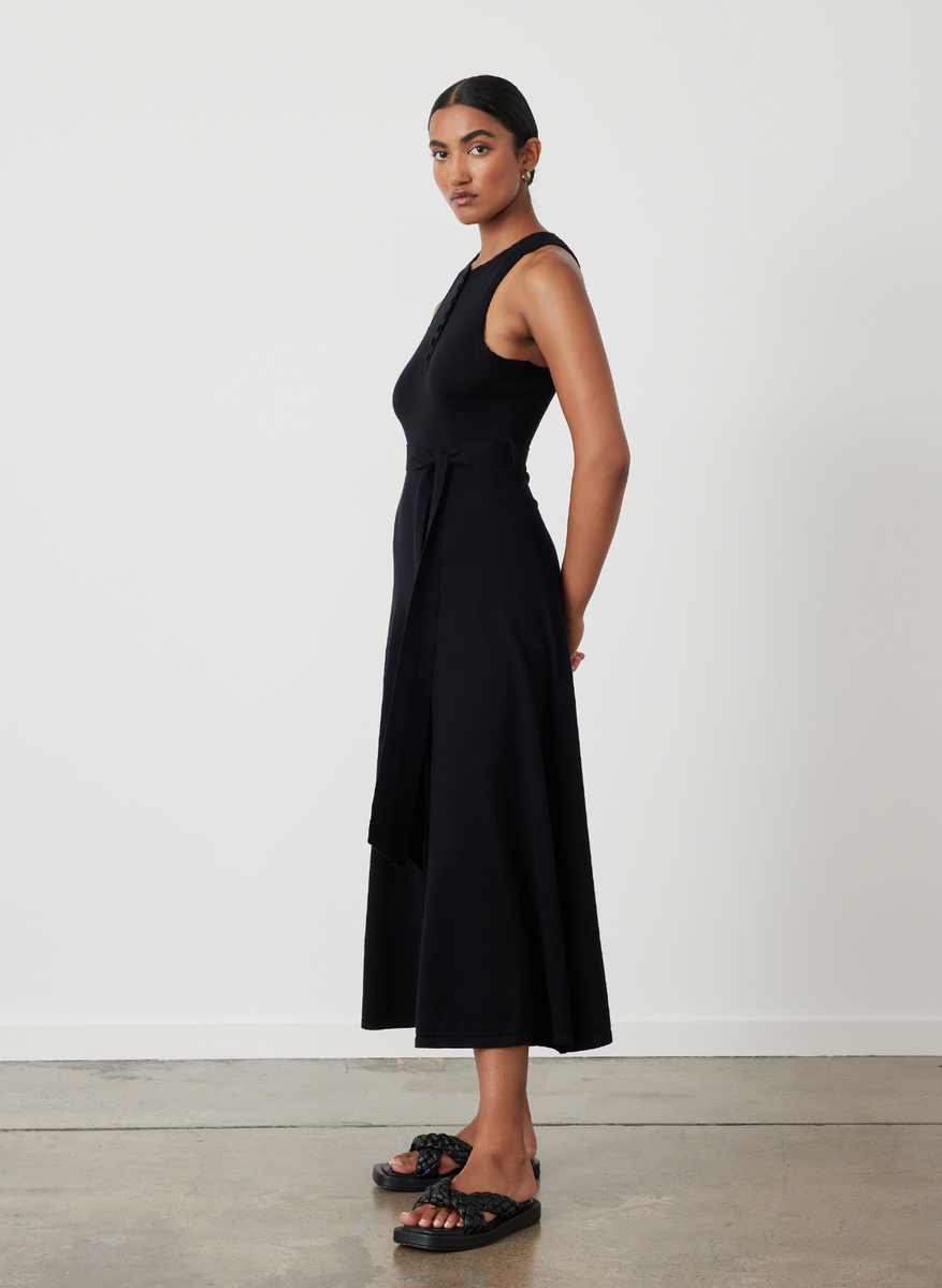 ANTONIA ORGANIC COTTON CASHMERE KNIT MIDI DRESS, Joslin's 'Antonia' knit  dress is crafted from a luxurious Cotton Cashmere blend �