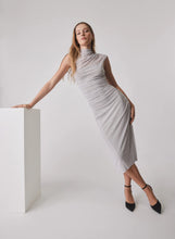 Load image into Gallery viewer, Viola Midi Dress | Esmaee