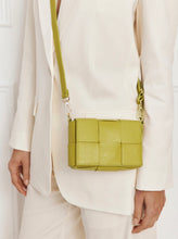 Load image into Gallery viewer, Margot Mini Pistacchio Leather Woven Bag / Vestirsi