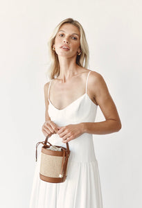 Brittany Tan Raffia Bucket Bag/ Vestirsi