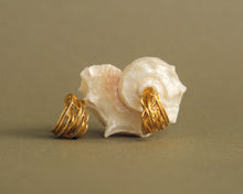 Load image into Gallery viewer, Mirlande Earrings / Amber Sceats