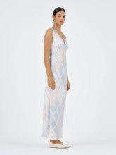 Load image into Gallery viewer, Zelena Midi Dress - Jaipur Wallpaper / Roame