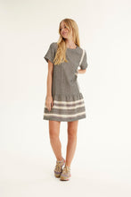 Load image into Gallery viewer, Dress 2 O Short Sleeves Ecru &amp; Black | Summery Copenhagen