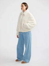 Load image into Gallery viewer, Xadie Faux Fur Jacket