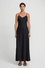 Load image into Gallery viewer, Timeless Slip Black / Hansen &amp; Gretel